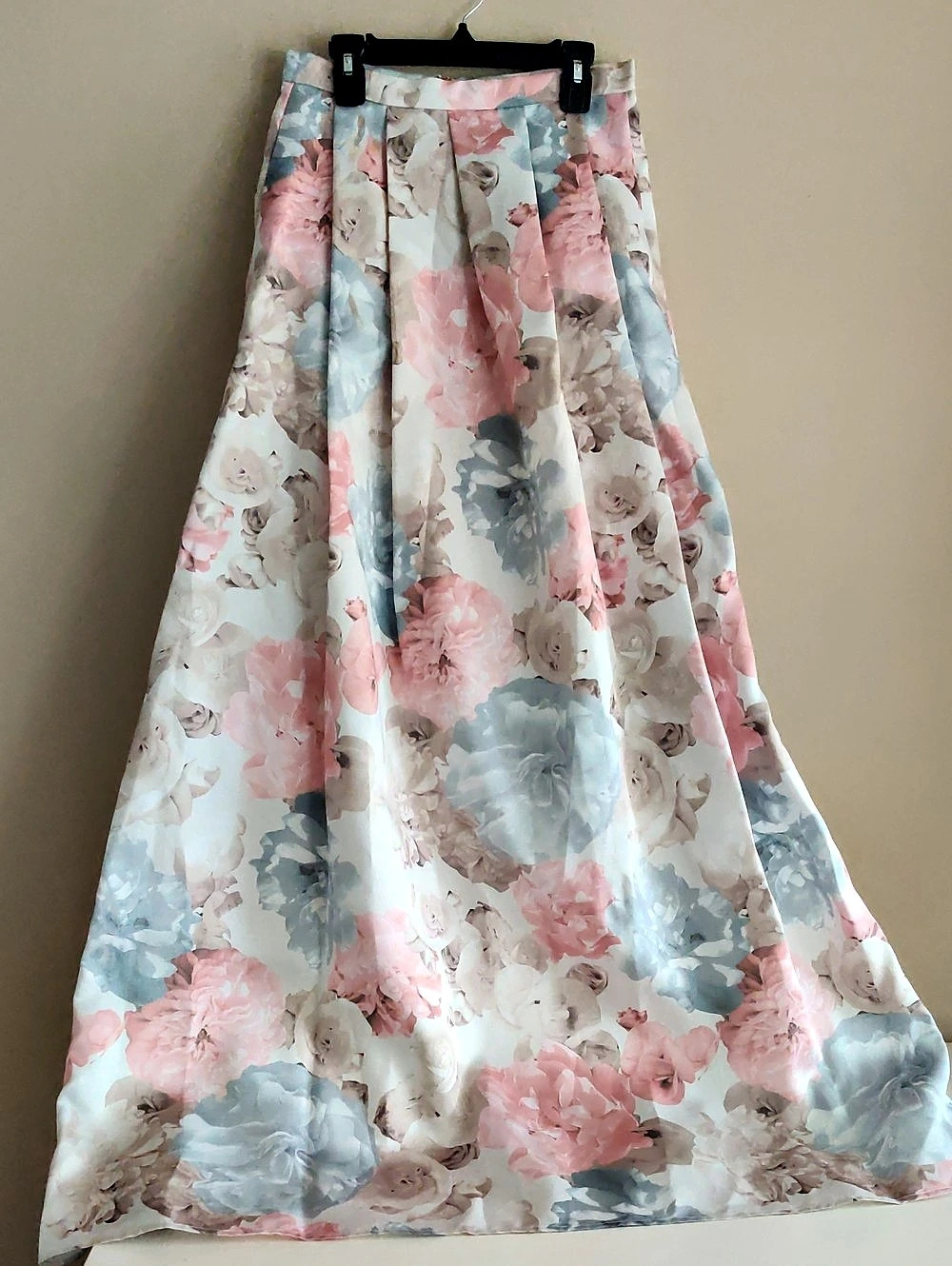 Morgan & Co. Floral Maxi Skirt. Pink Blue Size 5/6 Formal Skirt